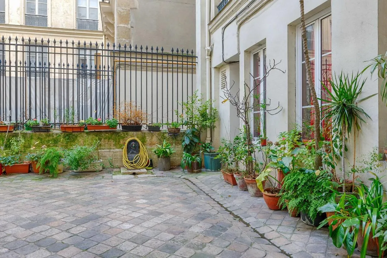 Appartement Fragonard - Welkeys Paryż 0*,  Francja